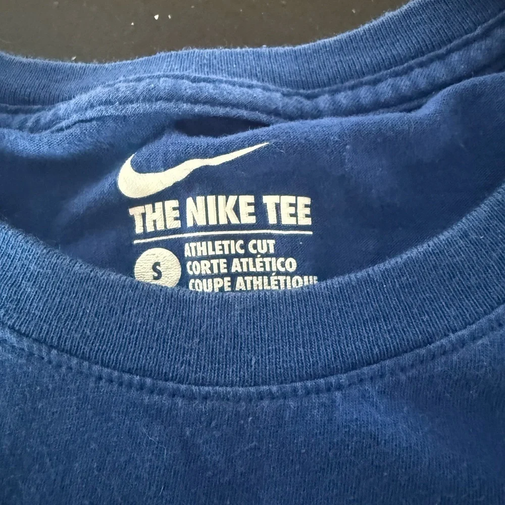Nike Blue Chicago Cubs MLB Tee with Red Graphic